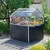 Petite serre avec espace de rangement